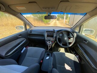 2001 Honda Stream I, белый, 230000 рублей, вид 5