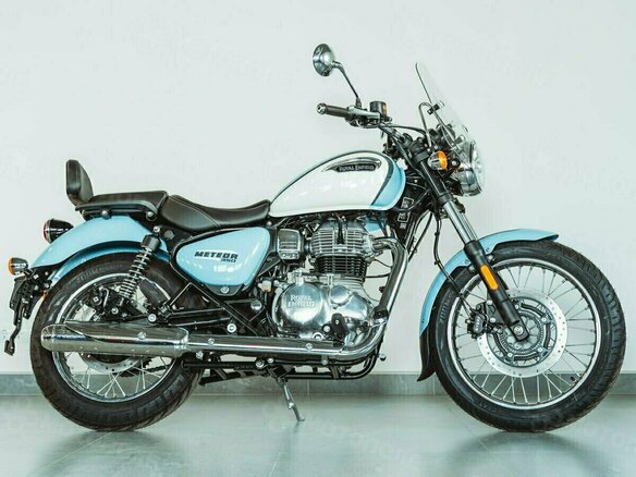 2026 Royal Enfield Meteor, голубой, 528000 рублей - вид 3