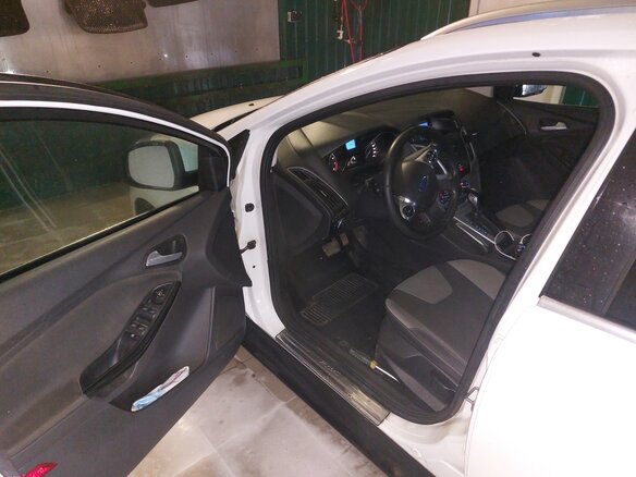 2012 Ford Focus III, белый - вид 8