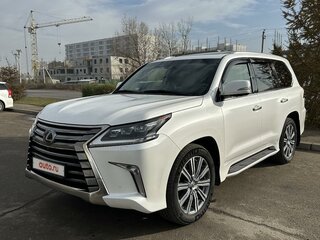 2016 Lexus LX 570 III Рестайлинг 2, белый, 7400000 рублей, вид 2