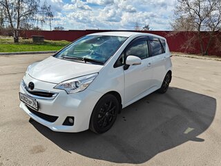 2015 Toyota Ractis II, белый, 1375000 рублей, вид 2
