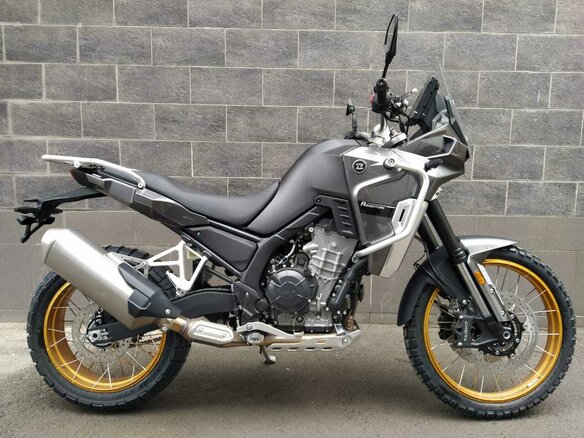 2025 Kove 800X, серый, 999999 рублей