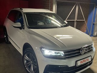 2019 Volkswagen Tiguan II, белый, 3900000 рублей, вид 1