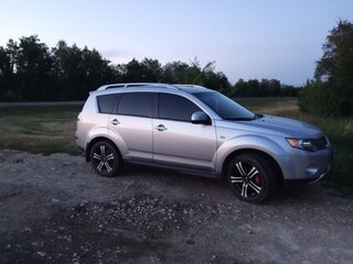2008 Mitsubishi Outlander II, серебристый, 1045000 рублей, вид 2