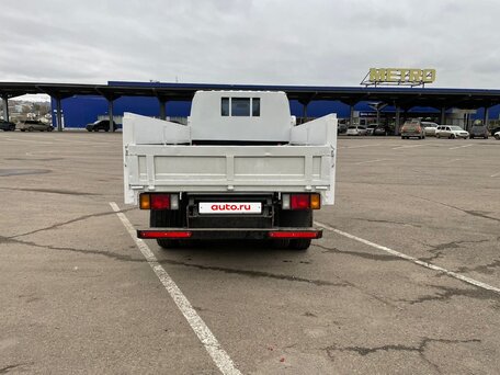 2002 Isuzu Elf (N-series), белый, 1400000 рублей, вид 4