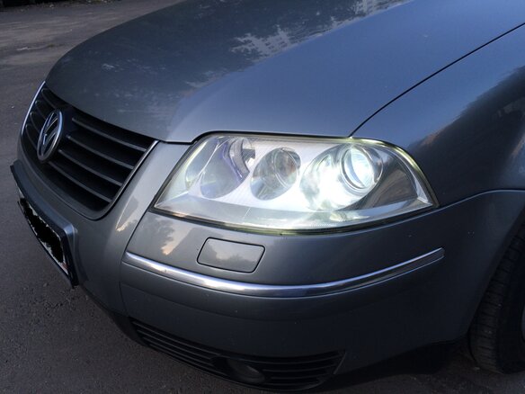 2003 Volkswagen Passat B5 Рестайлинг, серый - вид 2