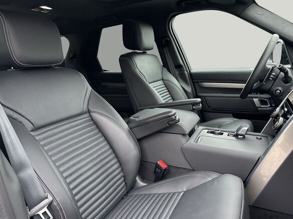 2025 Land Rover Discovery D250 V Рестайлинг, чёрный, 13270000 рублей - вид 9