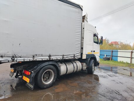 1998 Volvo FH, белый, 1750000 рублей, вид 4