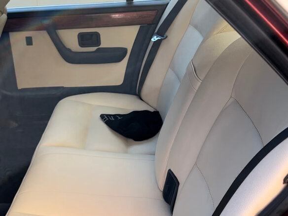 1986 BMW 7 серии 735i I (E23) Рестайлинг, красный, 3000000 рублей - вид 7