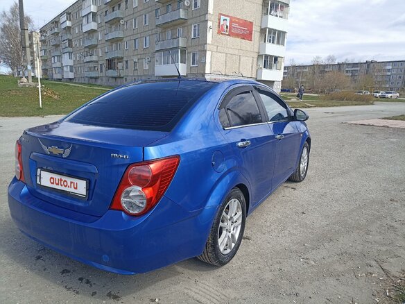 2013 Chevrolet Aveo II, синий, 725000 рублей - вид 3