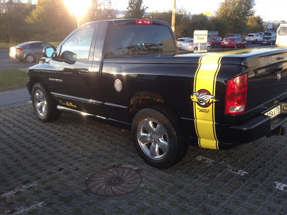 2005 Dodge RAM III (DR/DH), чёрный