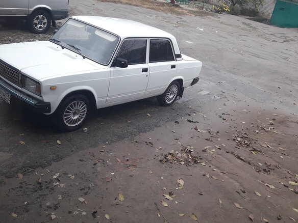 2011 Lada (ВАЗ) 2107, белый - вид 8