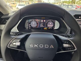 2026 Skoda Octavia IV (A8) Рестайлинг, серый, 3906000 рублей, вид 4