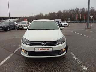 2017 Volkswagen Polo V Рестайлинг, белый, 630000 рублей, вид 5