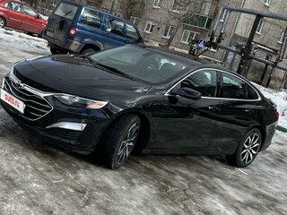 2020 Chevrolet Malibu IX Рестайлинг, чёрный, 1870000 рублей, вид 1