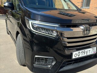 2018 Honda Stepwgn V Рестайлинг, чёрный, 2640000 рублей, вид 3