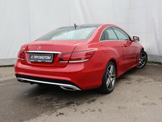 2015 Mercedes-Benz E-Класс 200 IV (W212, S212, C207) Рестайлинг, красный, 2399000 рублей, вид 4