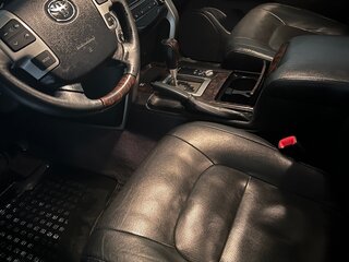 2013 Toyota Land Cruiser 200 Series Рестайлинг 1, чёрный, 5500000 рублей, вид 5