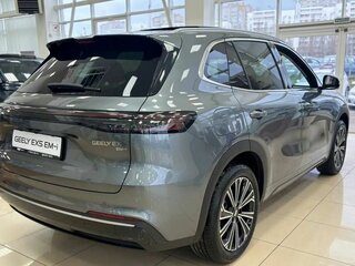 2026 Geely EX5 Гибрид EM-R, серый, 3829990 рублей, вид 2