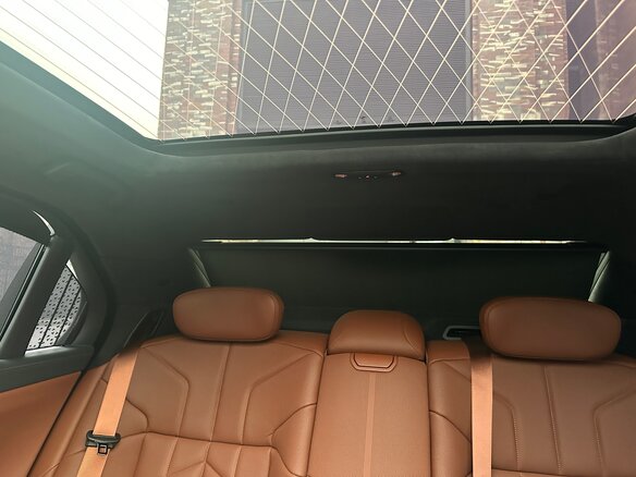 2023 BMW 7 серии 740d xDrive VII (G70), чёрный, 13300000 рублей - вид 24