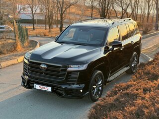 2021 Toyota Land Cruiser 300 Series, чёрный, 11290000 рублей, вид 1