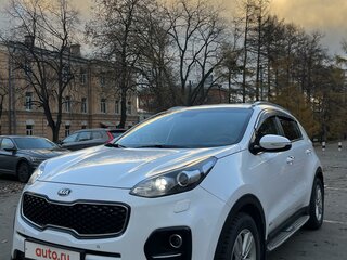 2017 Kia Sportage IV, белый, 1750000 рублей, вид 1