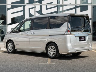 2020 Nissan Serena V (C27) Рестайлинг, серый, 2050000 рублей, вид 2