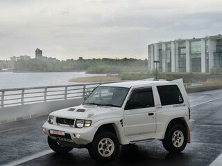 1997 Mitsubishi Pajero II Рестайлинг, белый, 3000000 рублей, вид 1