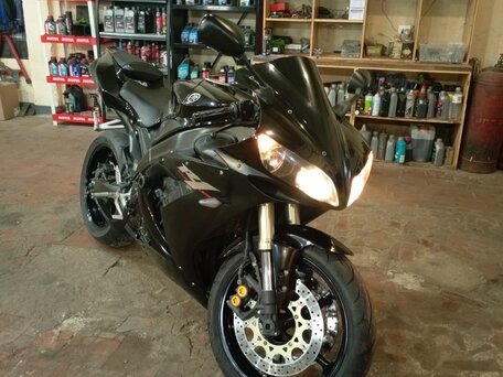 2005 Yamaha YZF-R1, чёрный, 770000 рублей, вид 1