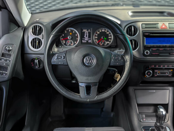 2011 Volkswagen Tiguan I Рестайлинг, чёрный, 1280000 рублей - вид 14