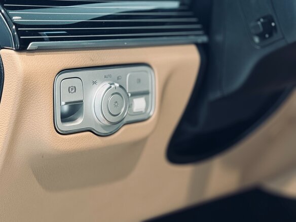 2024 Mercedes-Benz GLS 450 II (X167) Рестайлинг, чёрный, 23500000 рублей - вид 6