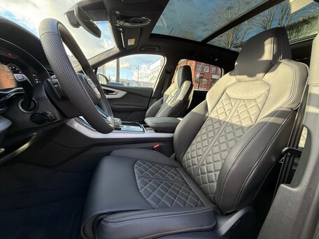 2026 Audi Q7 50 TDI II (4M) Рестайлинг 2, серый, 12040000 рублей, вид 3