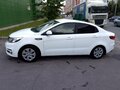 2017 Kia Rio III Рестайлинг, белый, 1290000 рублей - вид 3