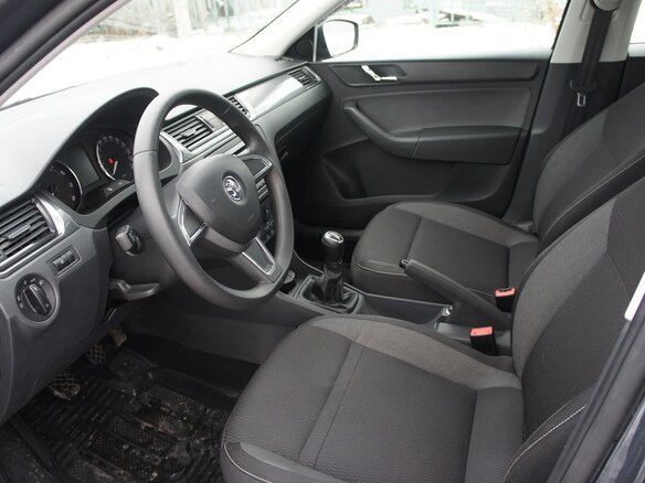 2015 Skoda Rapid I, серый - вид 5