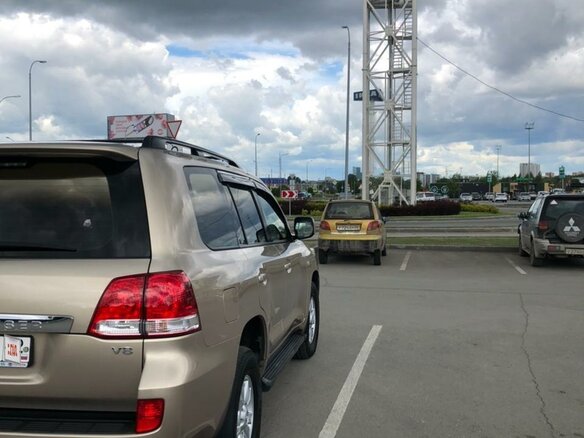 2007 Toyota Land Cruiser 200 Series, золотистый, 3400000 рублей - вид 6