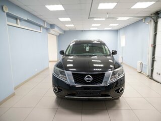 Nissan Pathfinder IV