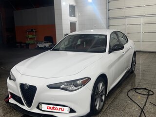 2020 Alfa Romeo Giulia II (952), белый, 2000000 рублей, вид 4