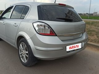 2012 Opel Astra H Рестайлинг, серебристый, 650000 рублей, вид 3