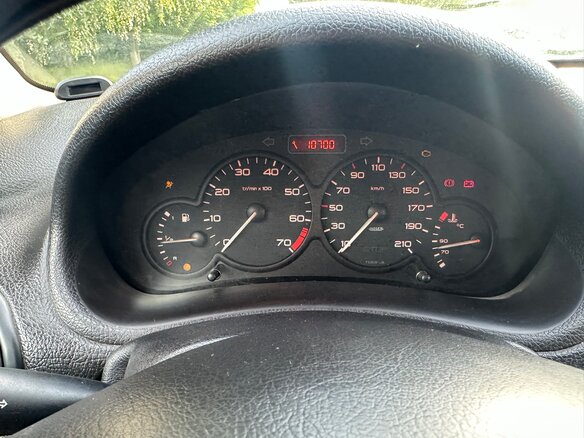2007 Peugeot 206, серый, 215000 рублей - вид 9