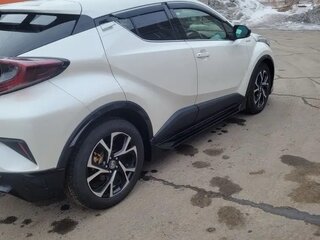 2017 Toyota C-HR I, белый, 2200000 рублей, вид 5