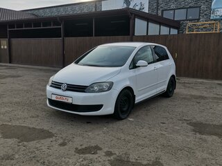 2010 Volkswagen Golf Plus II, белый, 950000 рублей, вид 1