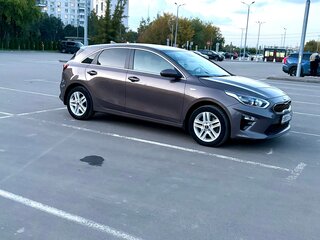 2020 Kia Ceed III, коричневый, 1850000 рублей, вид 1