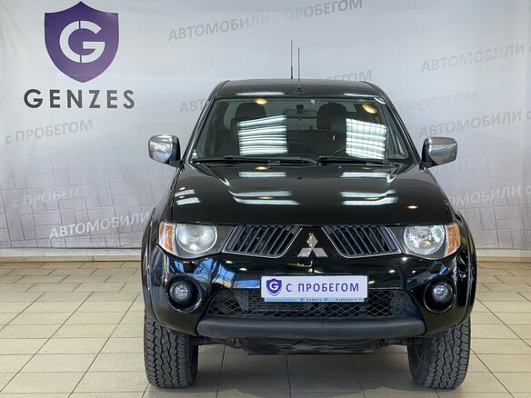 2008 Mitsubishi L200 IV, чёрный - вид 4