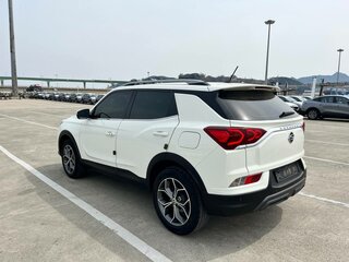 2020 SsangYong Korando IV, серебристый, 2450000 рублей, вид 4