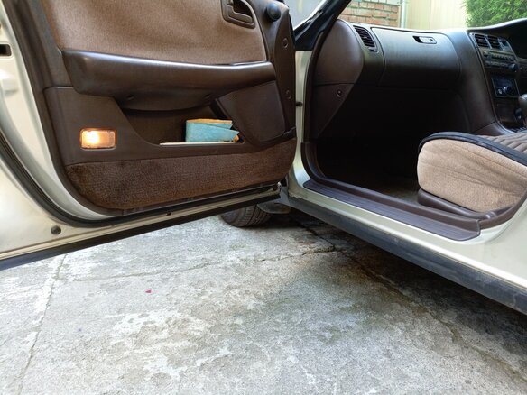 1993 Toyota Mark II VII (X90), серебристый - вид 8