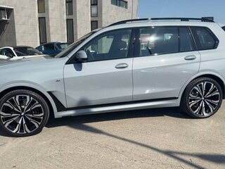 2026 BMW X7 40d I (G07) Рестайлинг, серебристый, 17989000 рублей, вид 2