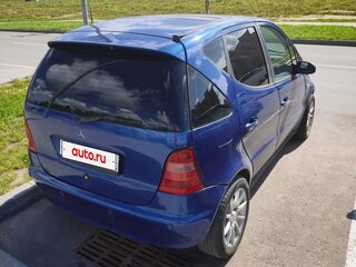 2000 Mercedes-Benz A-Класс 140 I (W168), синий, 300000 рублей, вид 4