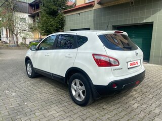 2010 Nissan Qashqai I Рестайлинг, белый, 1120000 рублей, вид 5