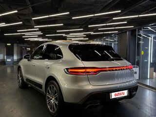 2014 Porsche Macan Turbo I, серебристый, 3800000 рублей, вид 3