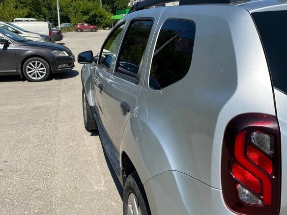 2016 Renault Duster I Рестайлинг, серебристый, 1850000 рублей - вид 3